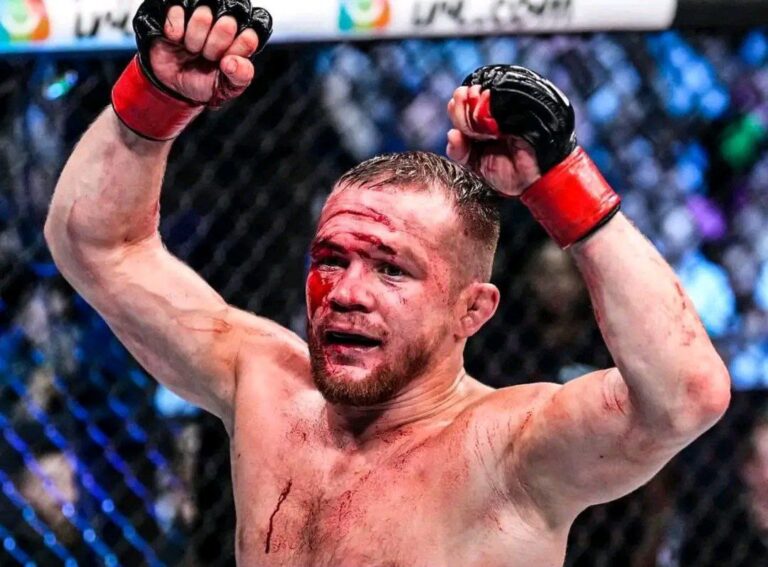 UFC 323 : Petr Yan déploie un spectacle de frappes magistral face à Marcus McGhee (Vidéo)