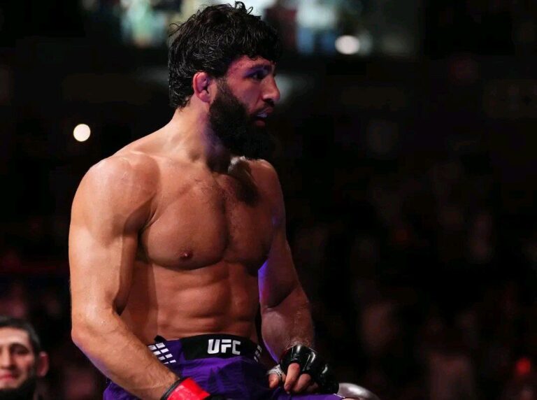 « Faites que cela ait un sens » : la réaction d&rsquo;Arman Tsarukyan à l&rsquo;exclusion du combat pour le titre UFC