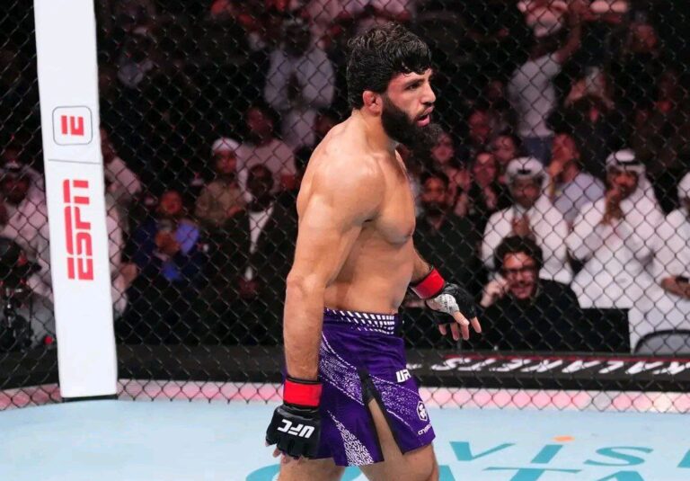 Écarté du titre UFC, Arman Tsarukyan se tourne vers une nouvelle cible