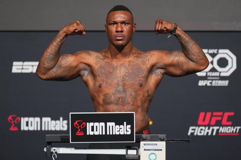 Mohammed Usman de l&rsquo;UFC écope d&rsquo;une suspension colossale de 30 mois